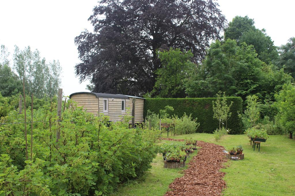 مبيت وإفطار هارميلين Pipowagen/Chalet De Oude Rijn المظهر الخارجي الصورة